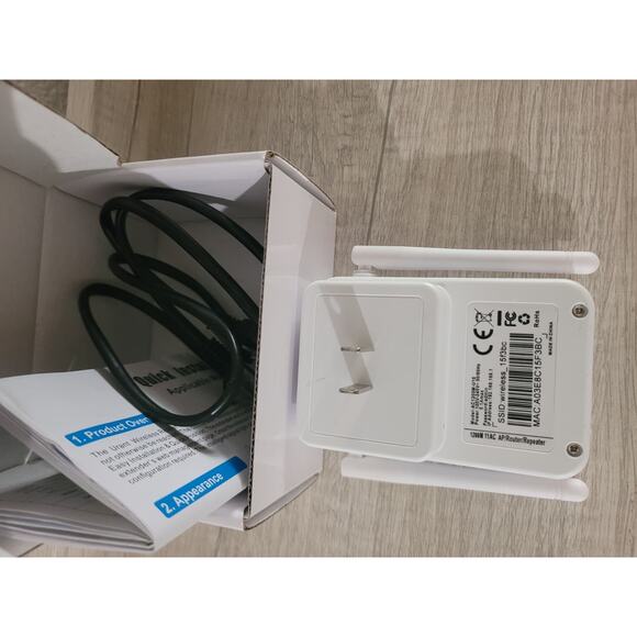 WiFi extender 1200 MBPS AP/repeater/router -white Opened box - Picture 2 of 3